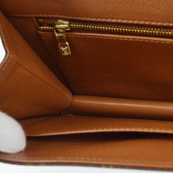Authentic Louis Vuitton Brown Monogram Clutch Like New!! - Picture 11 of 16